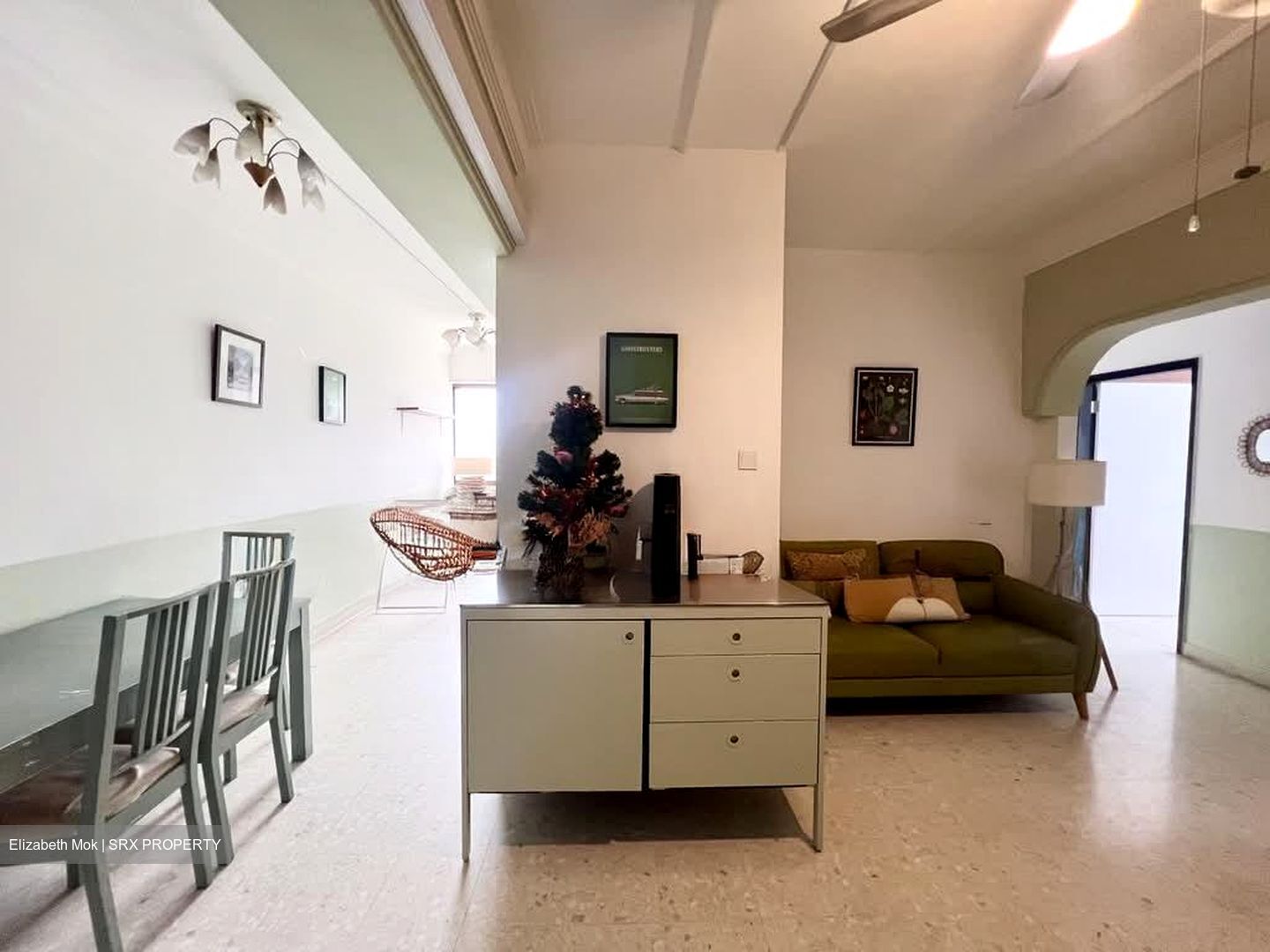 City Plaza (D14), Apartment #589307261